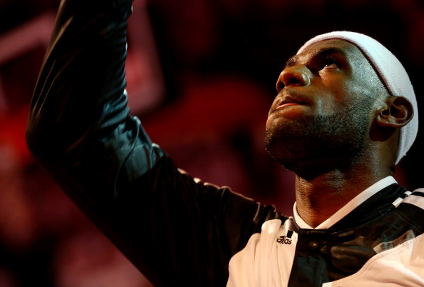 getty_jameslebron2014e