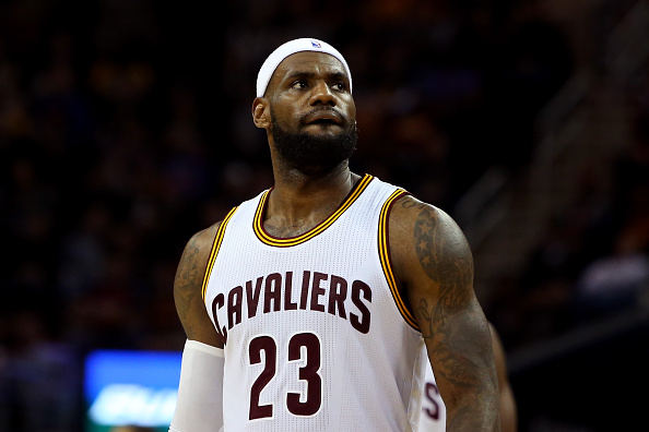 getty_jameslebron2014n