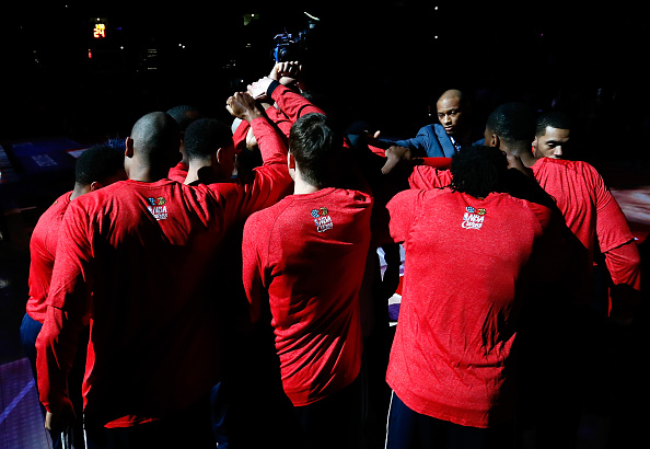 getty_atlantahawks2015