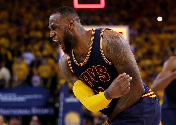 getty_jameslebron2015h