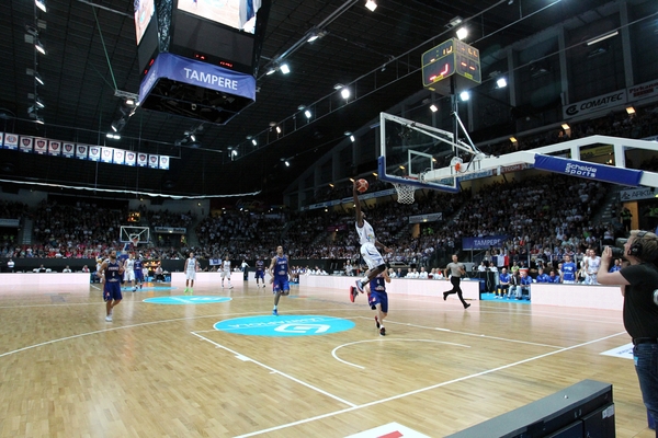 t_suomi-ranska2015