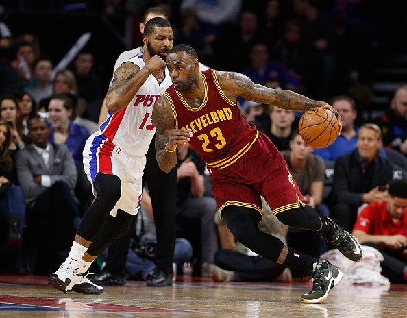 getty_jameslebron2016b
