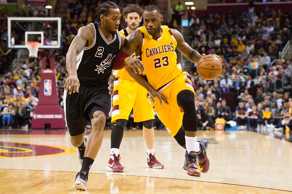 getty_leonardkawhi-jameslebron2016
