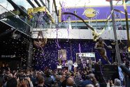 Los Angeles Lakers Unveil Shaquille O’Neal Statue
