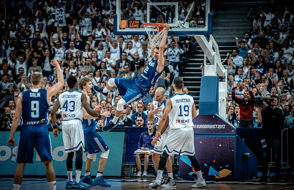 fiba_lindbomcarl_kreikka2017