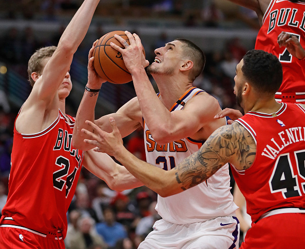 Phoenix Suns v Chicago Bulls