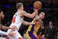 Chicago Bulls v Los Angeles Lakers