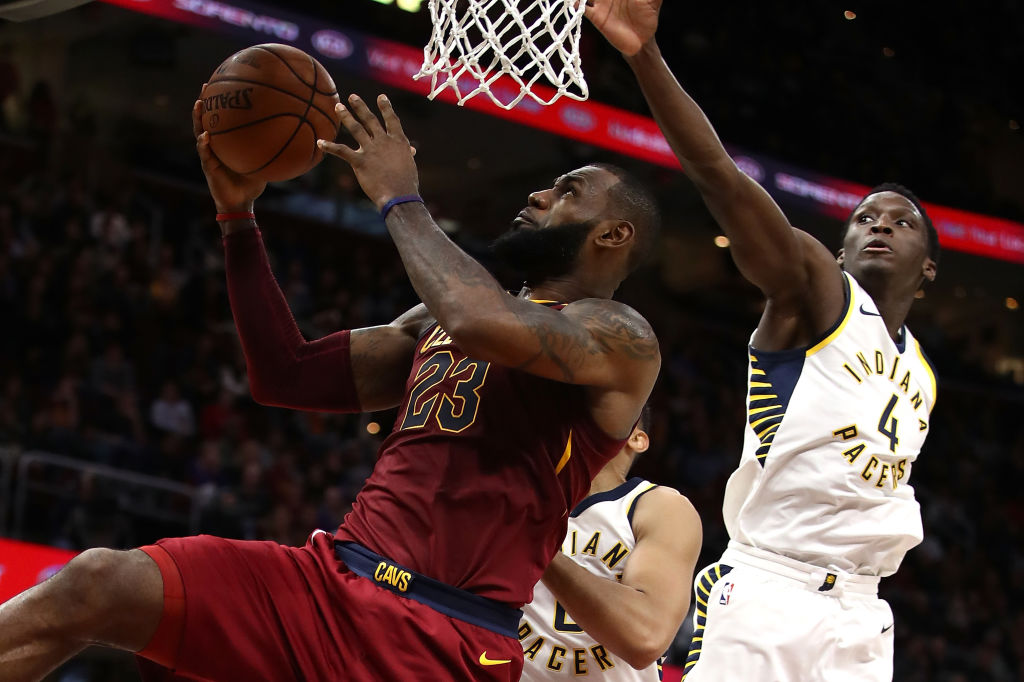getty_jameslebron2017g