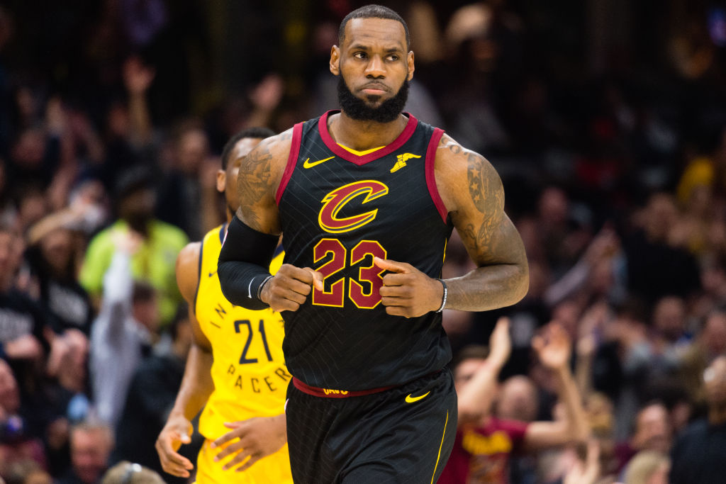 getty_jameslebron2018g