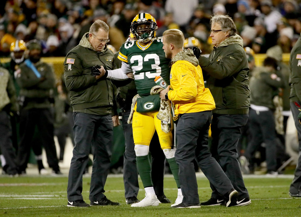 Detroit Lions v Green Bay Packers