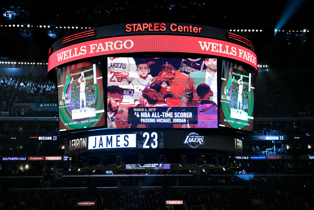 Denver Nuggets v Los Angeles Lakers