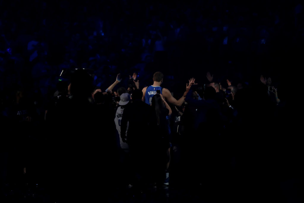 Phoenix Suns v Dallas Mavericks