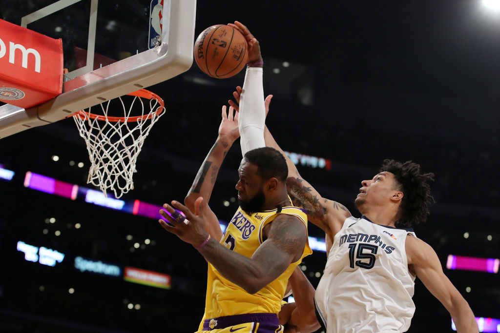Memphis Grizzlies v Los Angeles Lakers