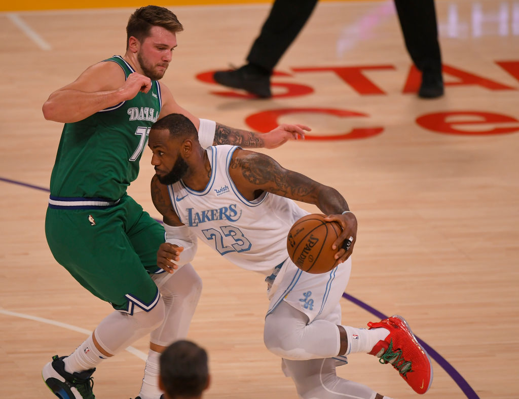 Dallas Mavericks v Los Angeles Lakers