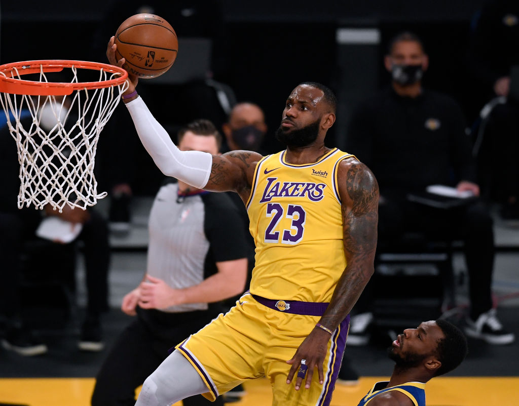 Golden State Warriors v Los Angeles Lakers