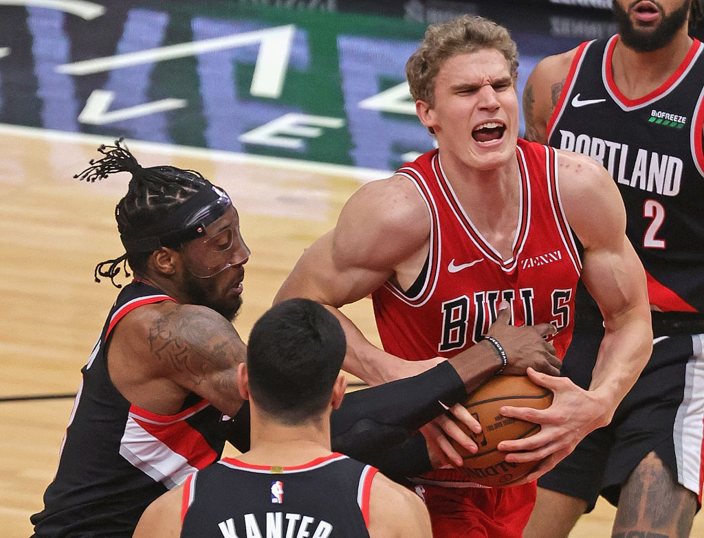 Portland Trail Blazers v Chicago Bulls