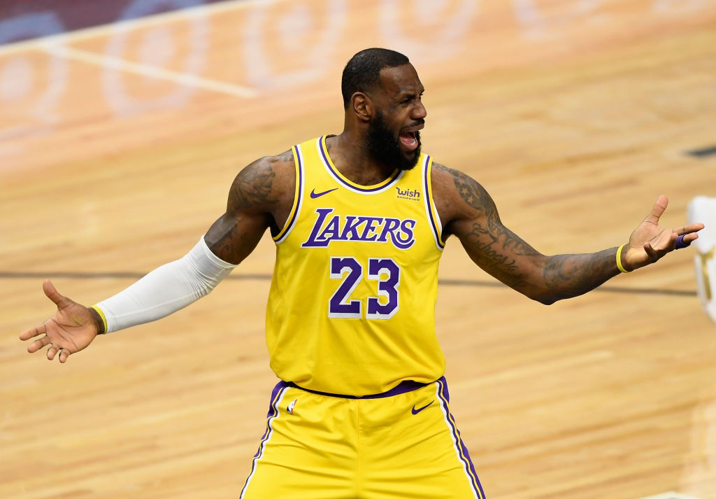 Los Angeles Lakers v Minnesota Timberwolves