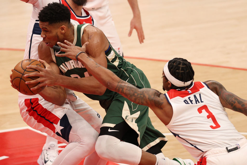 Milwaukee Bucks v Washington Wizards