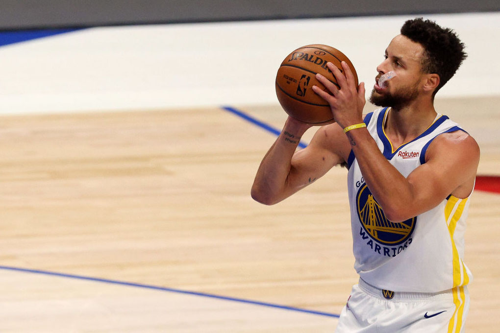 getty_currystephen2021