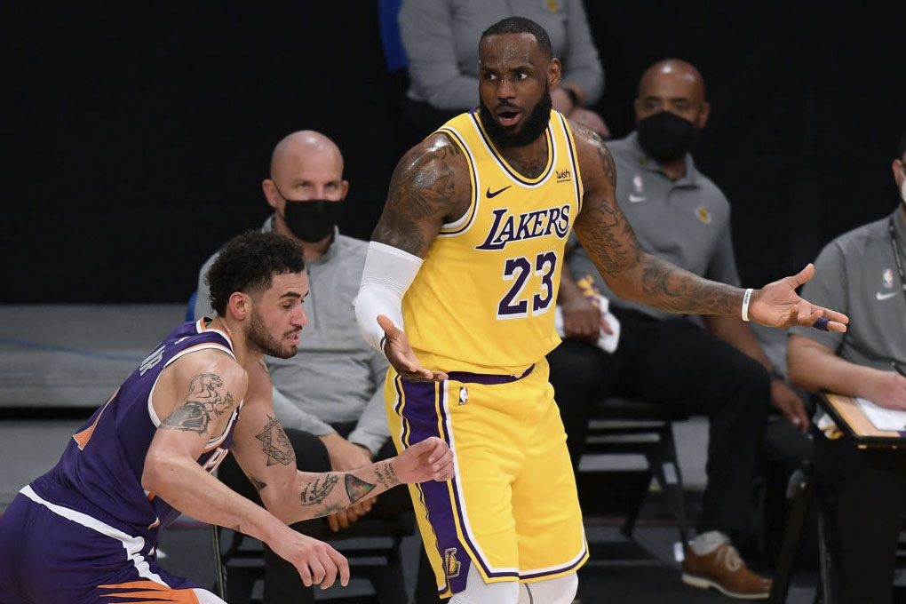getty_jameslebron2021