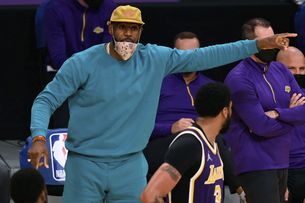 getty_jameslebron2021