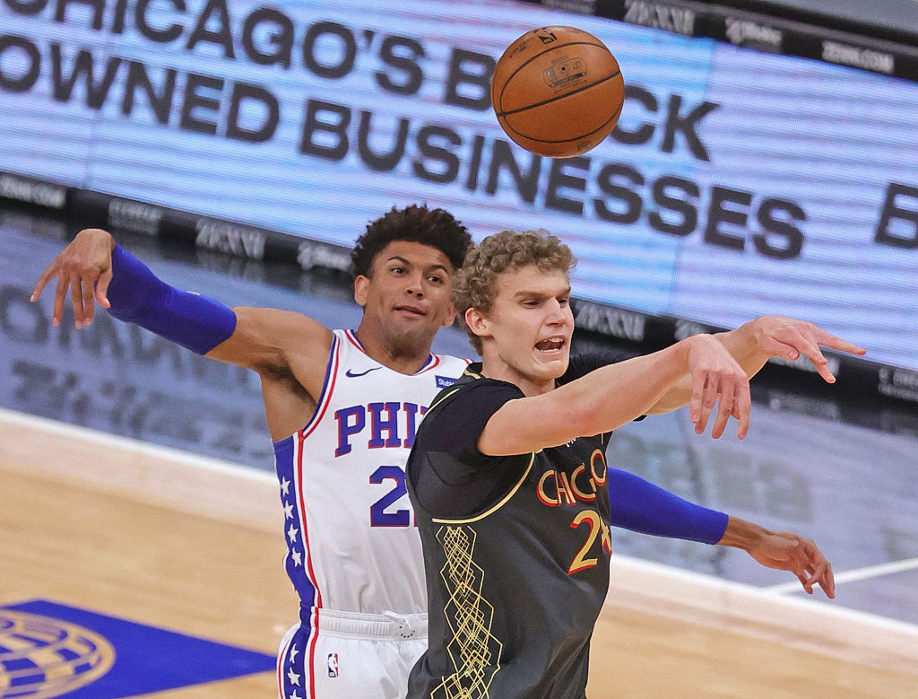 Philadelphia 76ers v Chicago Bulls