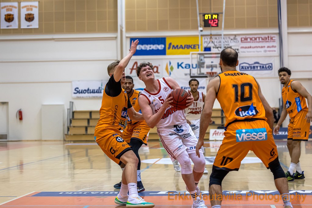 ehau_pihlajamakitomas_pyrinto_2021