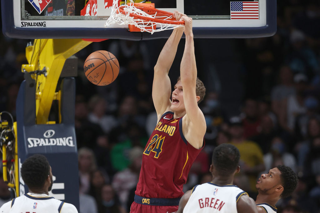 Cleveland Cavaliers v Denver Nuggets