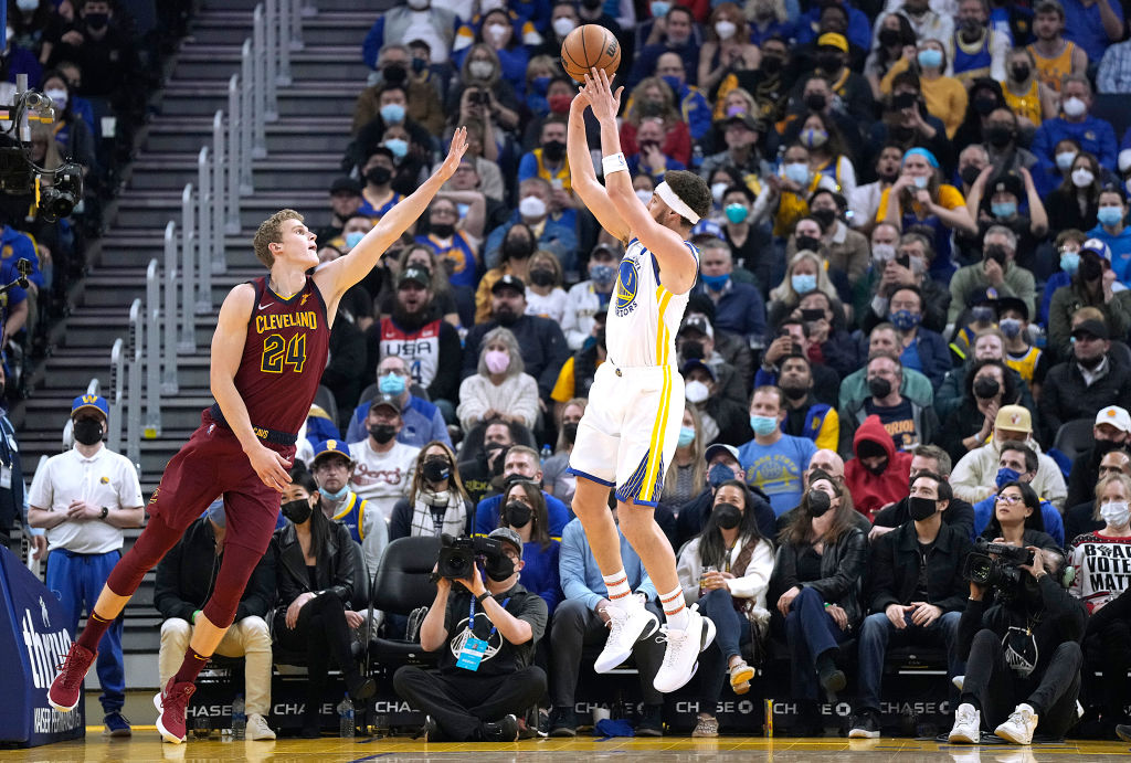 Cleveland Cavaliers v Golden State Warriors