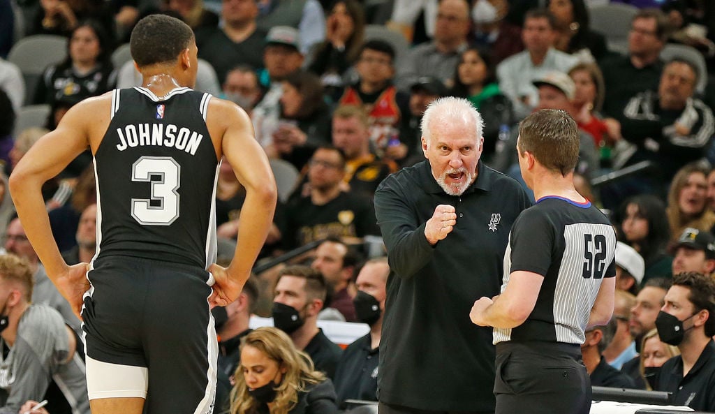 Los Angeles Lakers v San Antonio Spurs