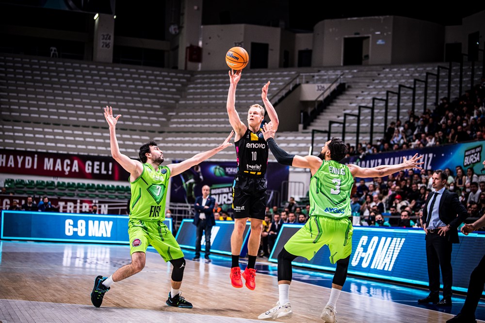 fiba_salinsasu2022e