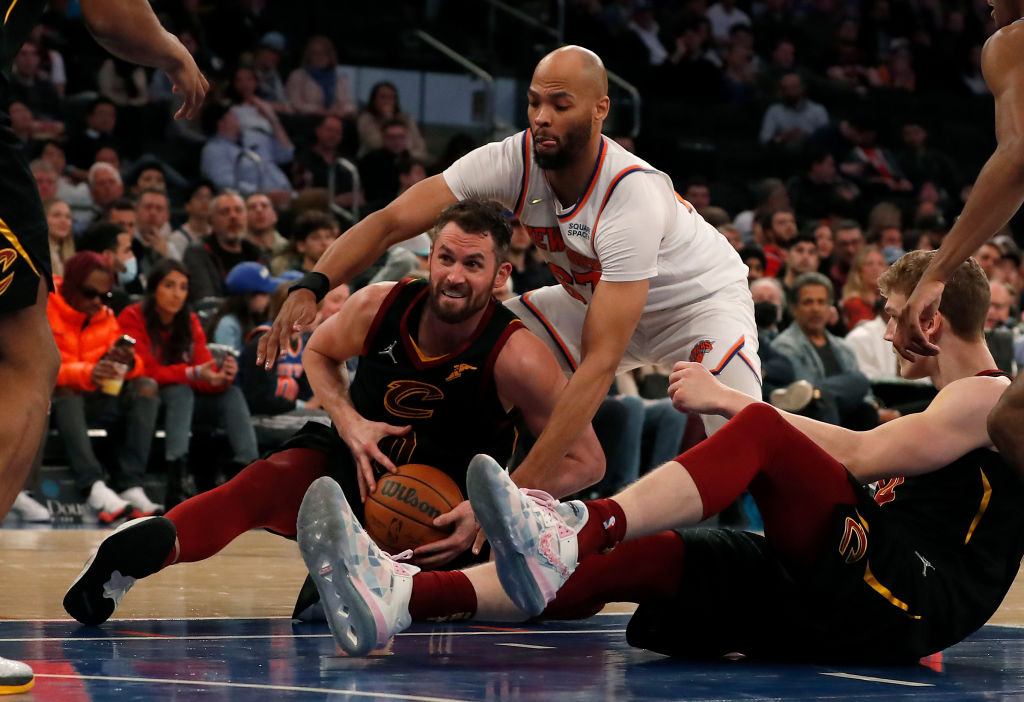 Cleveland Cavaliers v New York Knicks