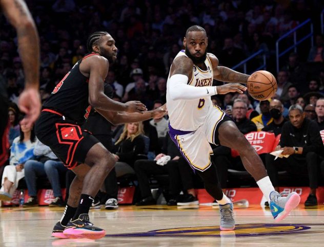 getty_jameslebron23f