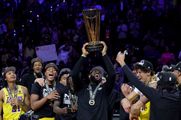 getty_lakers23a