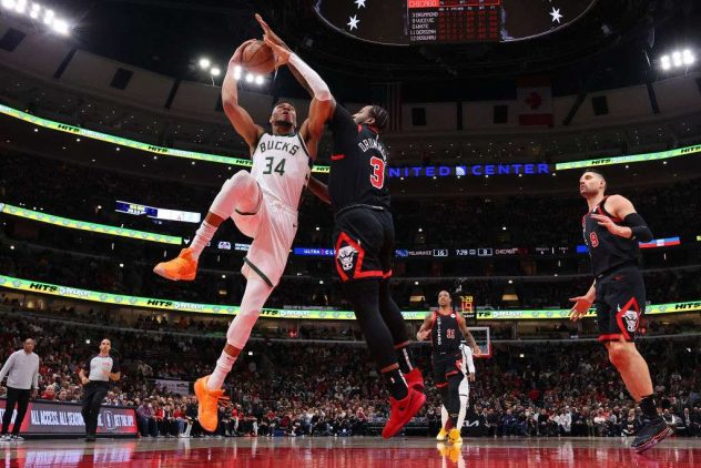 getty_antetokounmpogiannis24a