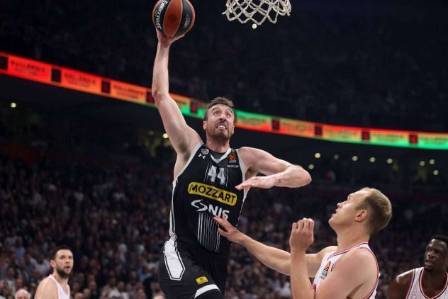 frank_kaminsky_partizan_2024_aop