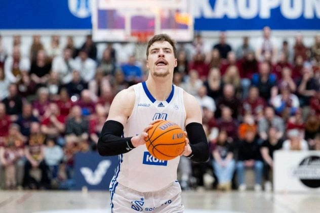 Hannes Pöllä