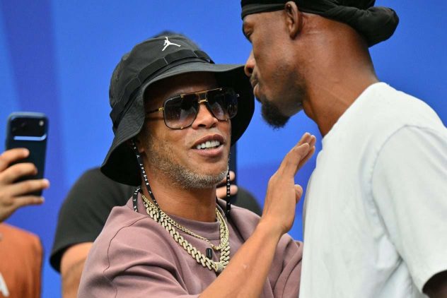 aop_ronaldinho20260812